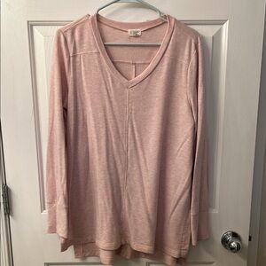 Women's Pink V-Neck Top